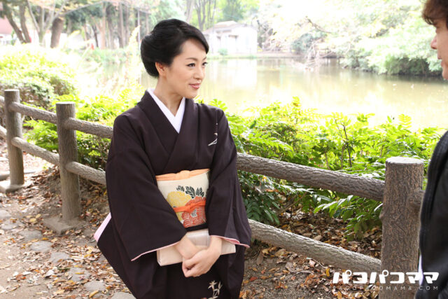 人妻なでしこ調教 〜段違いの色気をまき散らす熟女〜 瀬名小百合