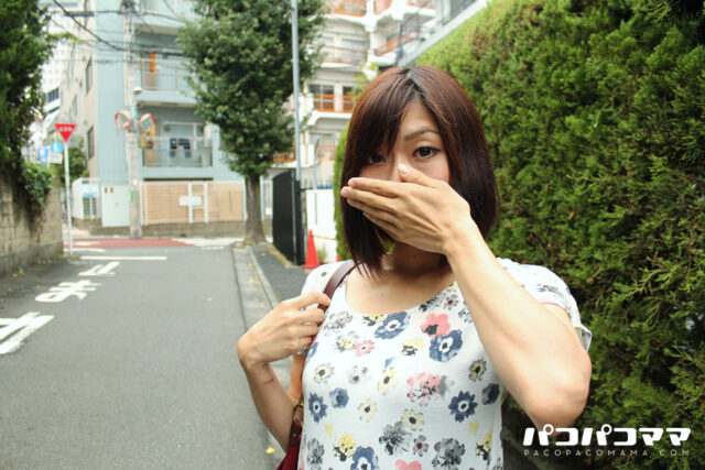 お金が欲しいんです。わずか10万円の生活費で4歳の子供と暮らす熟女 風見ひかり